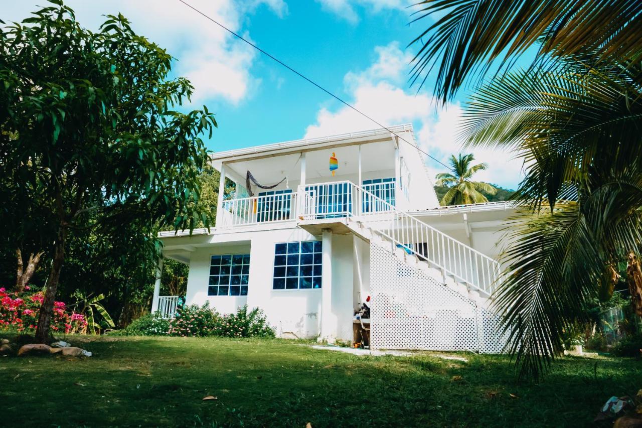 Posada Mango Tree South West Bay المظهر الخارجي الصورة